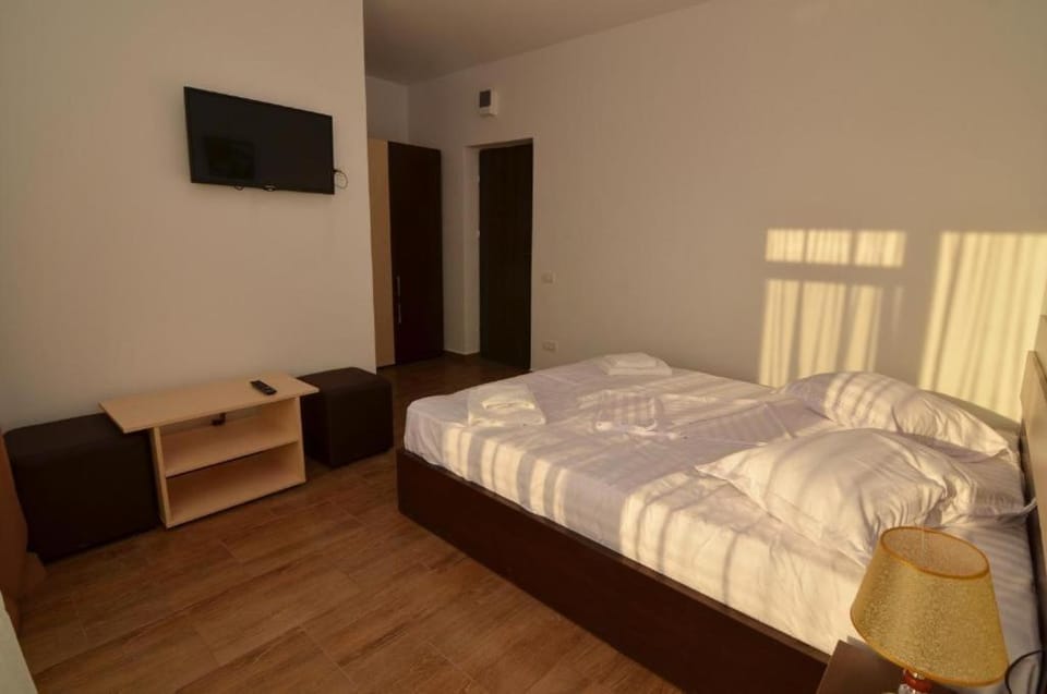 Summer Rest Bed and Breakfast in Constanța County