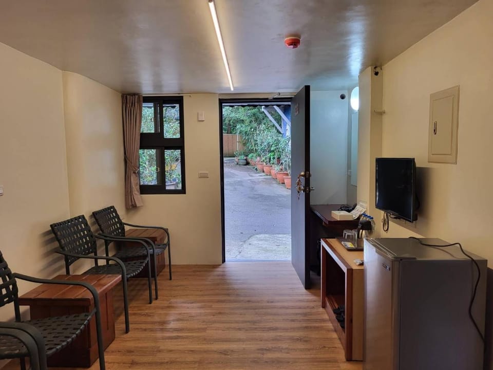 Communal lounge/ TV room, Living room, Seating area