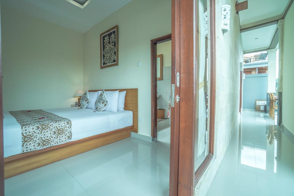 Other, Photo of the whole room, Decorative detail, Bedroom