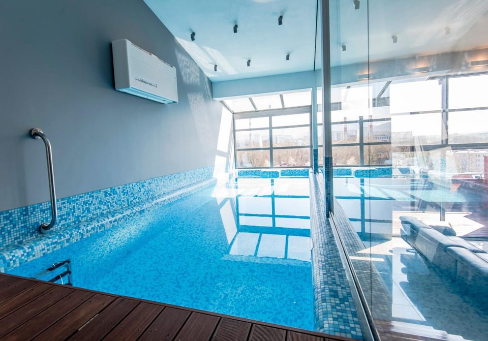 On site, City view, Mountain view, Pool view, Swimming pool, Swimming pool, air conditioner