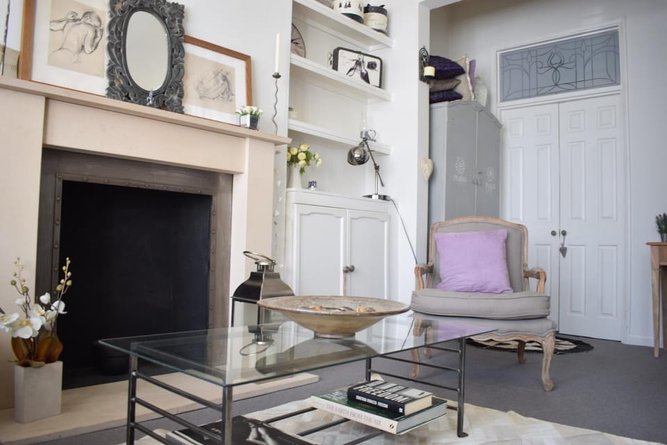 Stylish 1 Bed Apartment Near Battersea Park Apartment in London