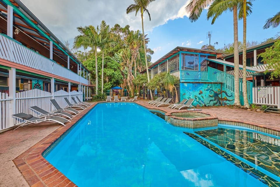 Swimming pool, Swimming pool
