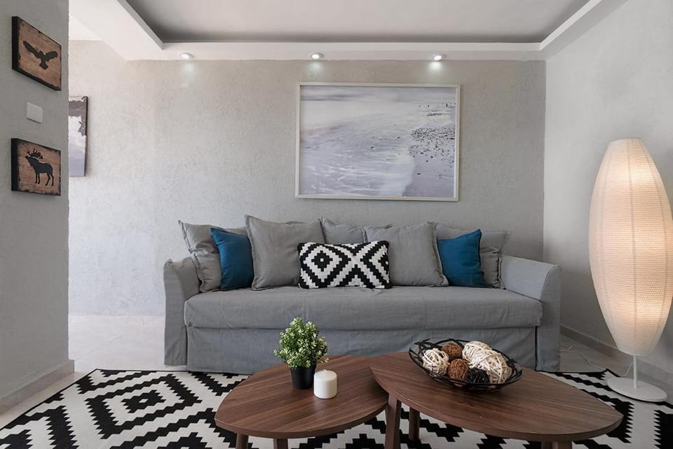 Dream On the Beach Apartment in Haifa