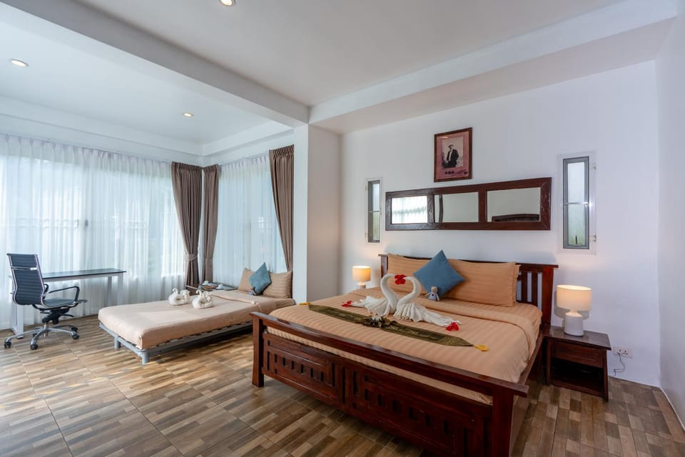 Bed, Photo of the whole room