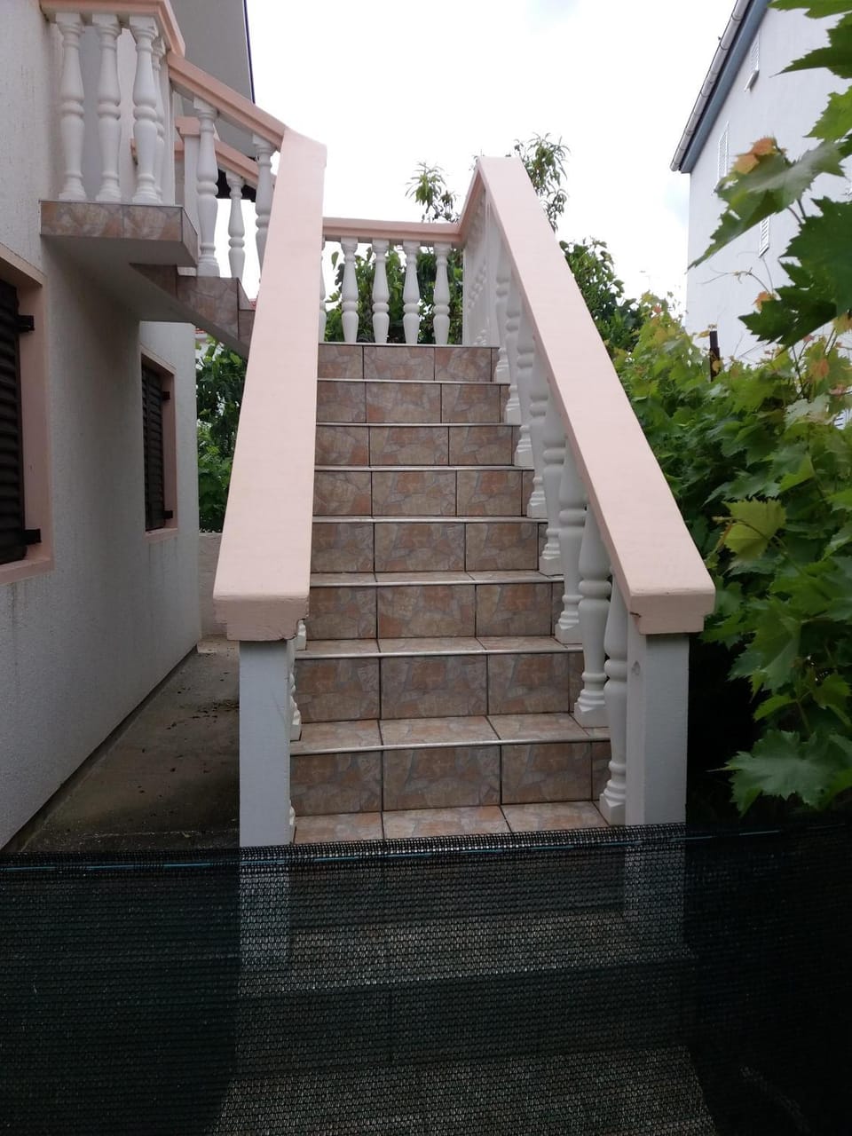 Property building, Facade/entrance, On site