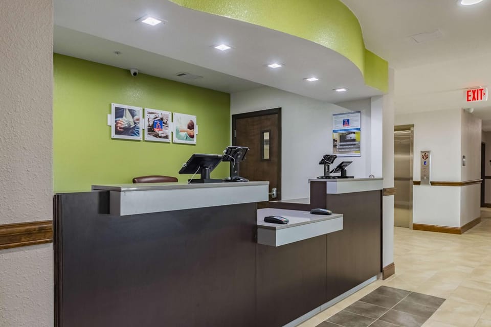 Lobby or reception, Lobby or reception, On site