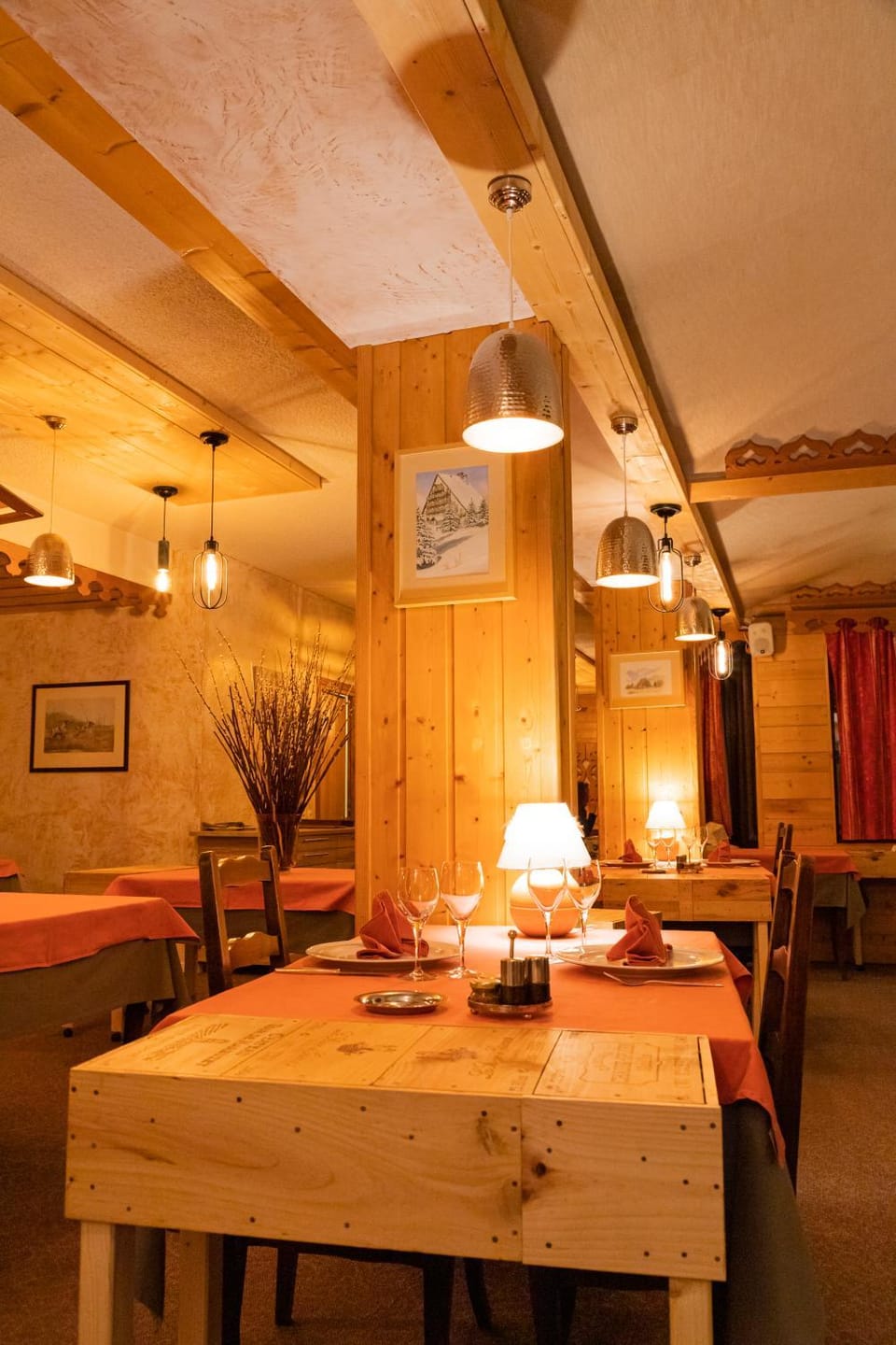 Restaurant/places to eat