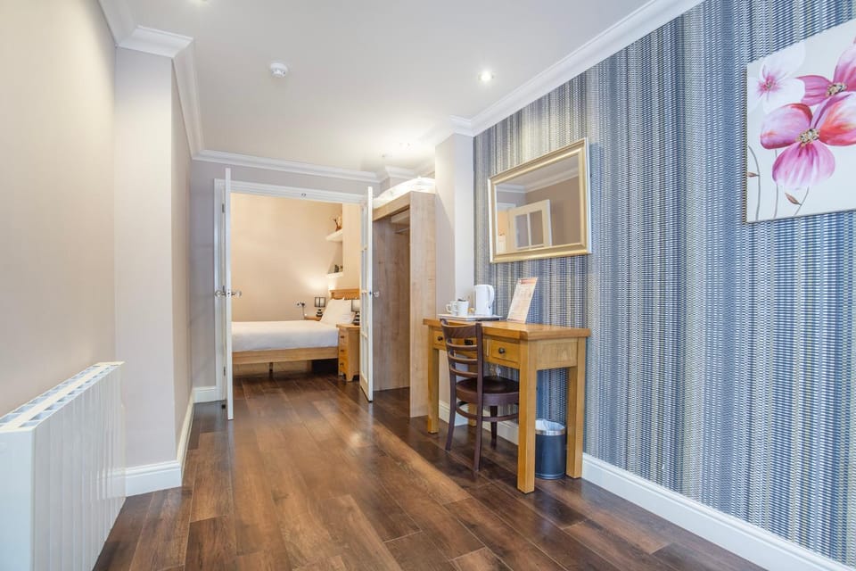 Bed, Coffee/tea facilities, Bedroom