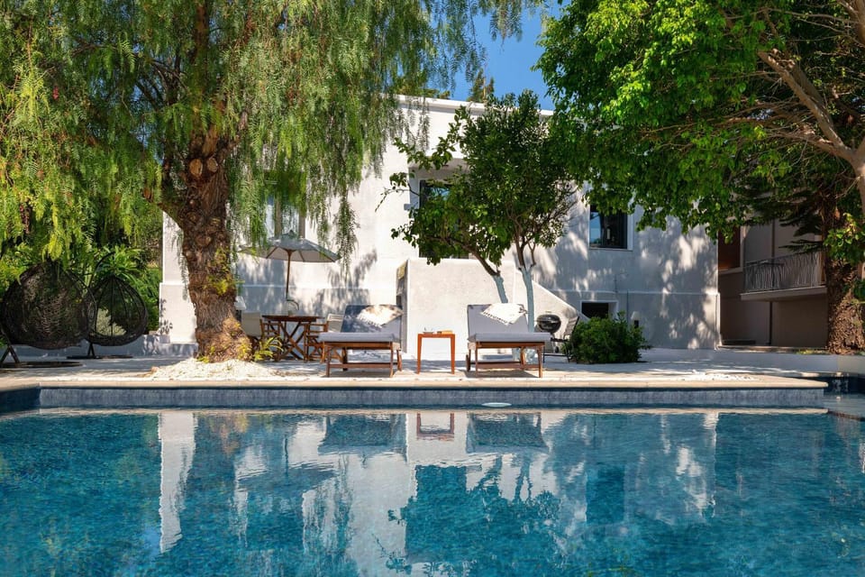 BBQ facilities, Balcony/Terrace, Garden view, Pool view, Swimming pool, Swimming pool