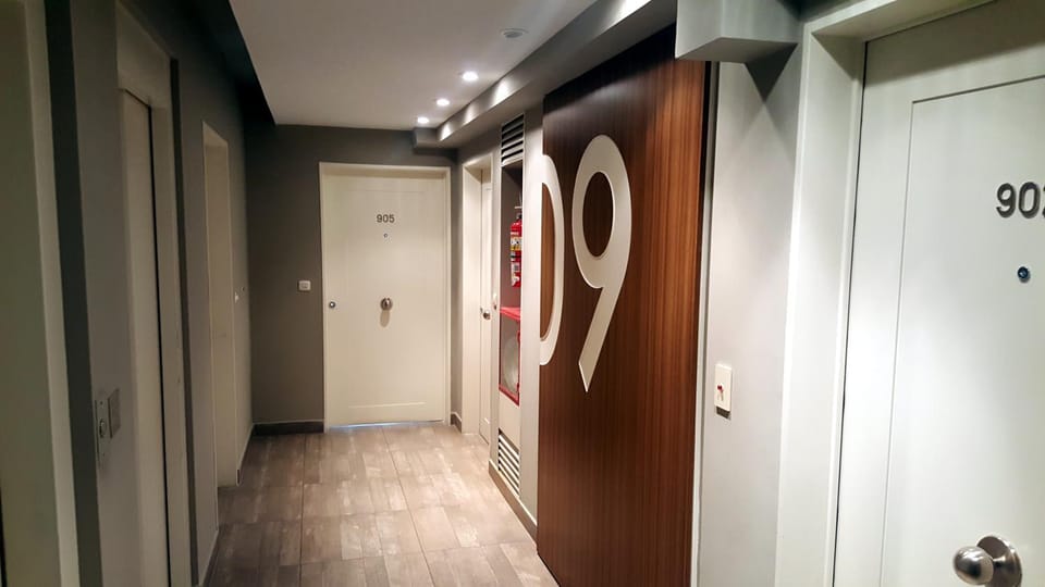 Facade/entrance, elevator