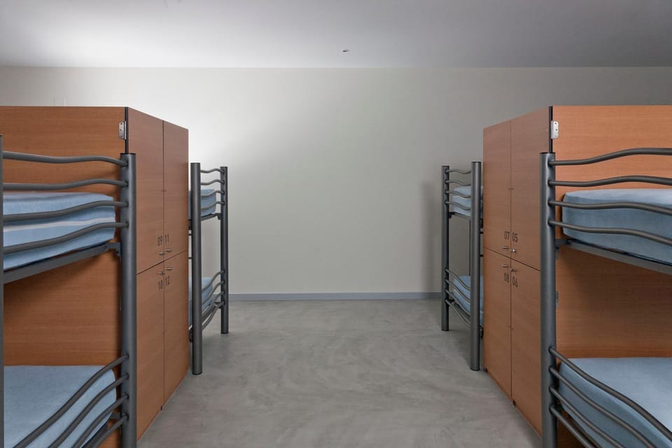 bunk bed