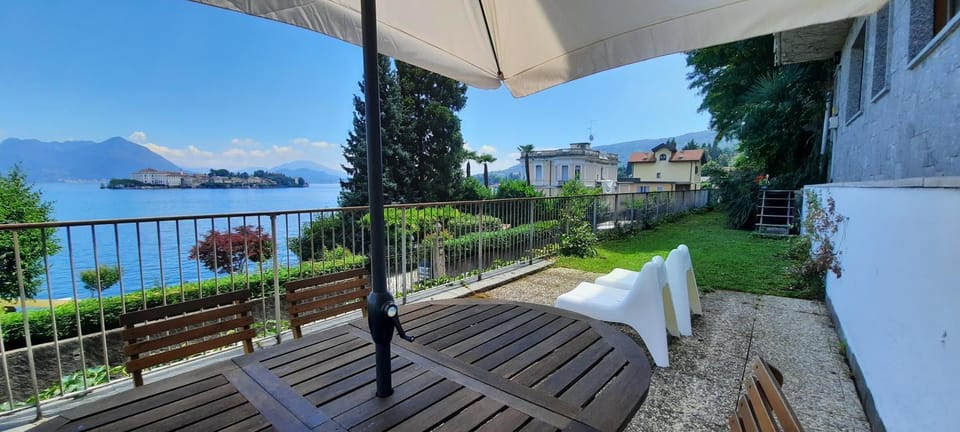Villa la Serra Apartment in Baveno