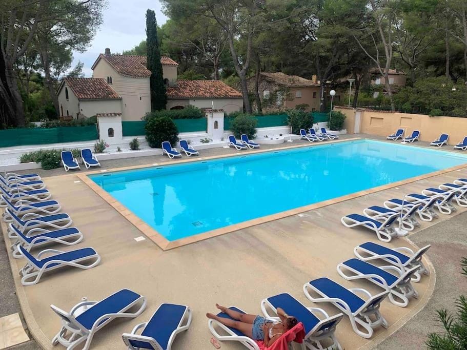 Les Appartements de La Marina Apartment in Sanary-sur-Mer