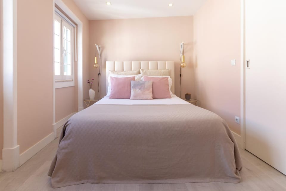 Bed, Bedroom, VIP