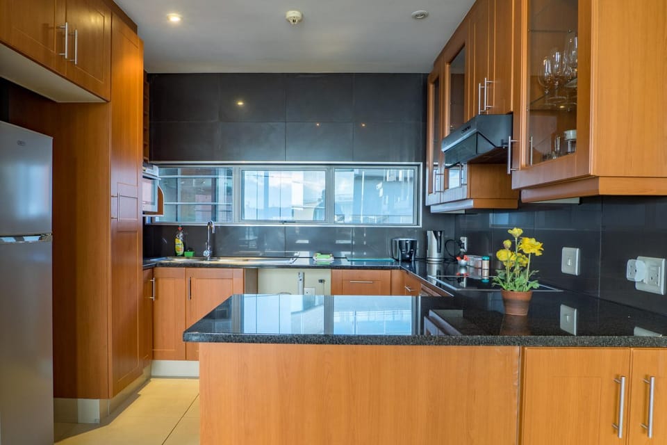 Coffee/tea facilities, Kitchen or kitchenette