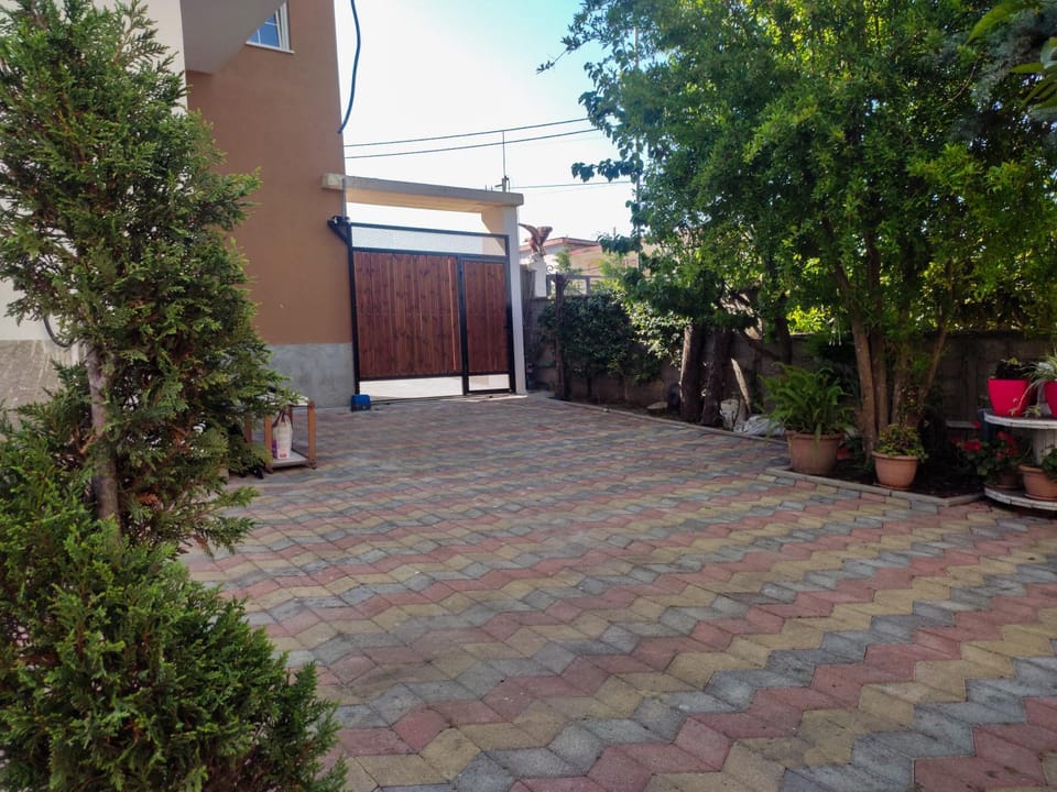 Garden, Garden view