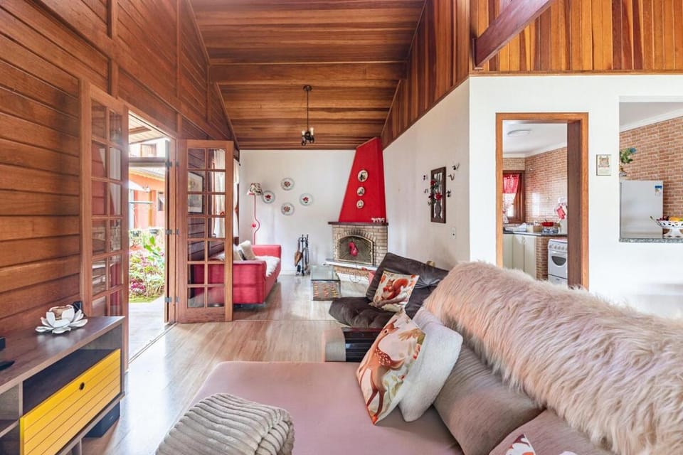 Refúgio de Montanha em Monte Verde para Famílias e Amigos com 4 Suítes House in Monte Verde