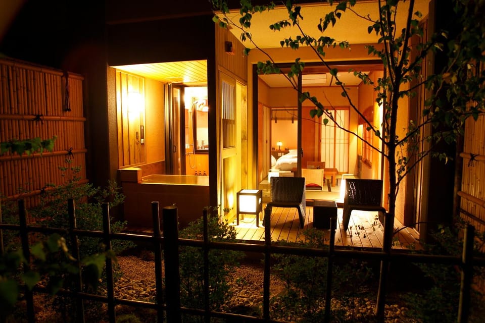 Hot Spring Bath, Photo of the whole room