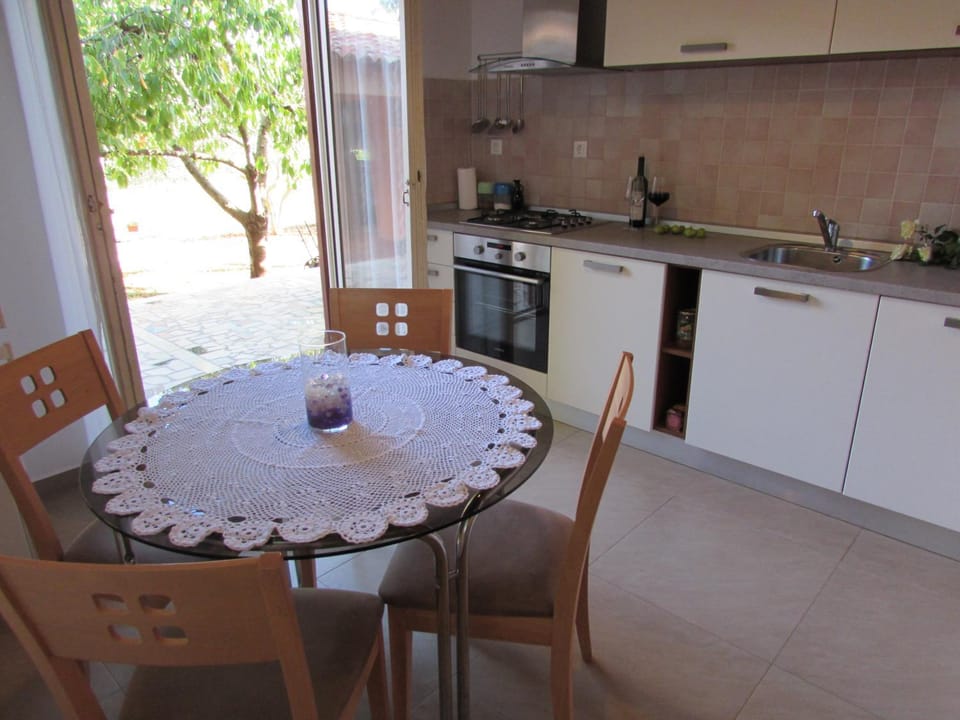 Apartment Ana Apartment in Istria County