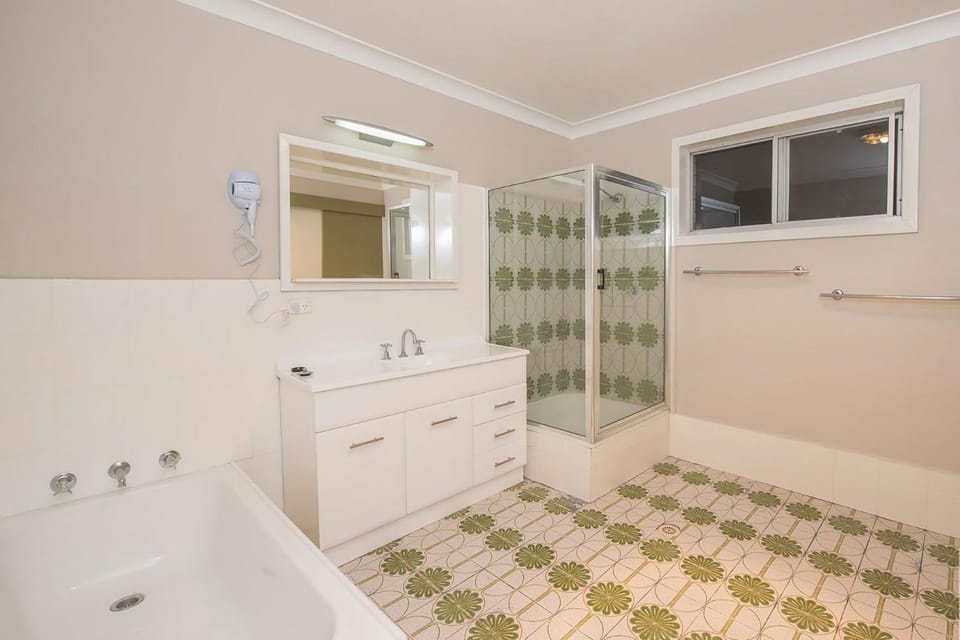 Shower, Bathroom, Bath