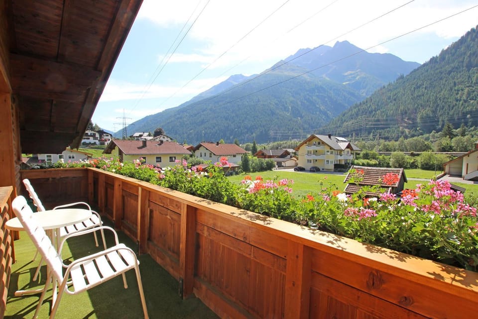 Summer, Balcony/Terrace