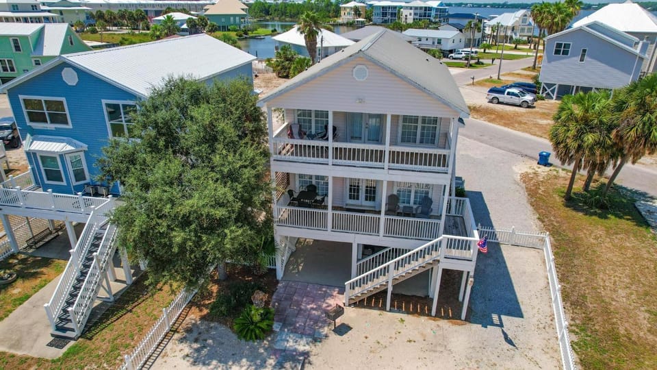 Coast Awhile House in West Beach