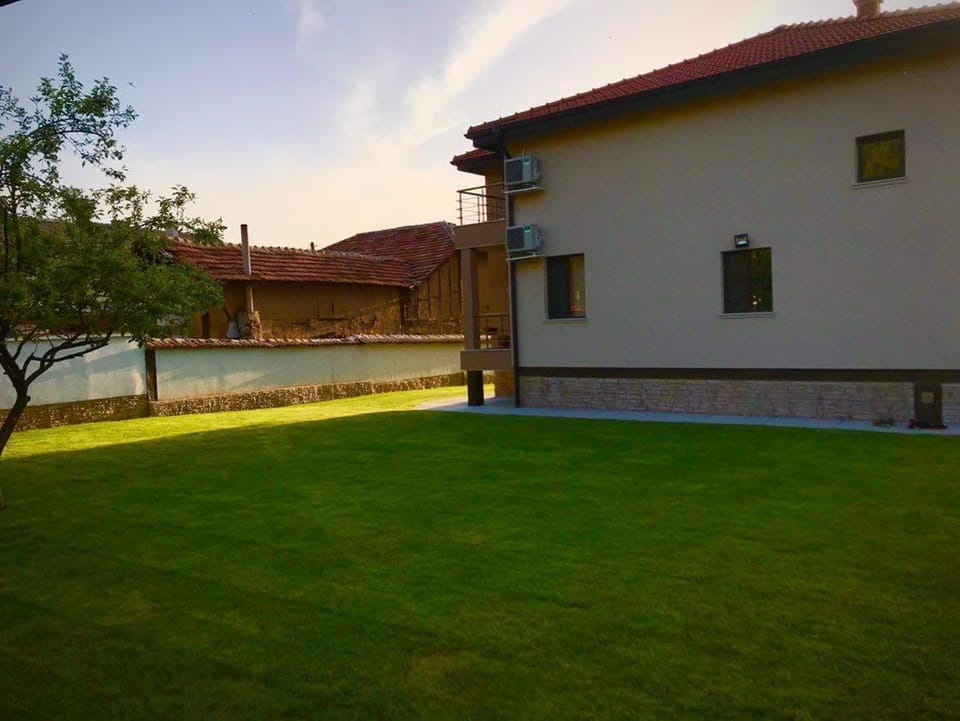 Sirakovata Kushta Bed and Breakfast in North Macedonia