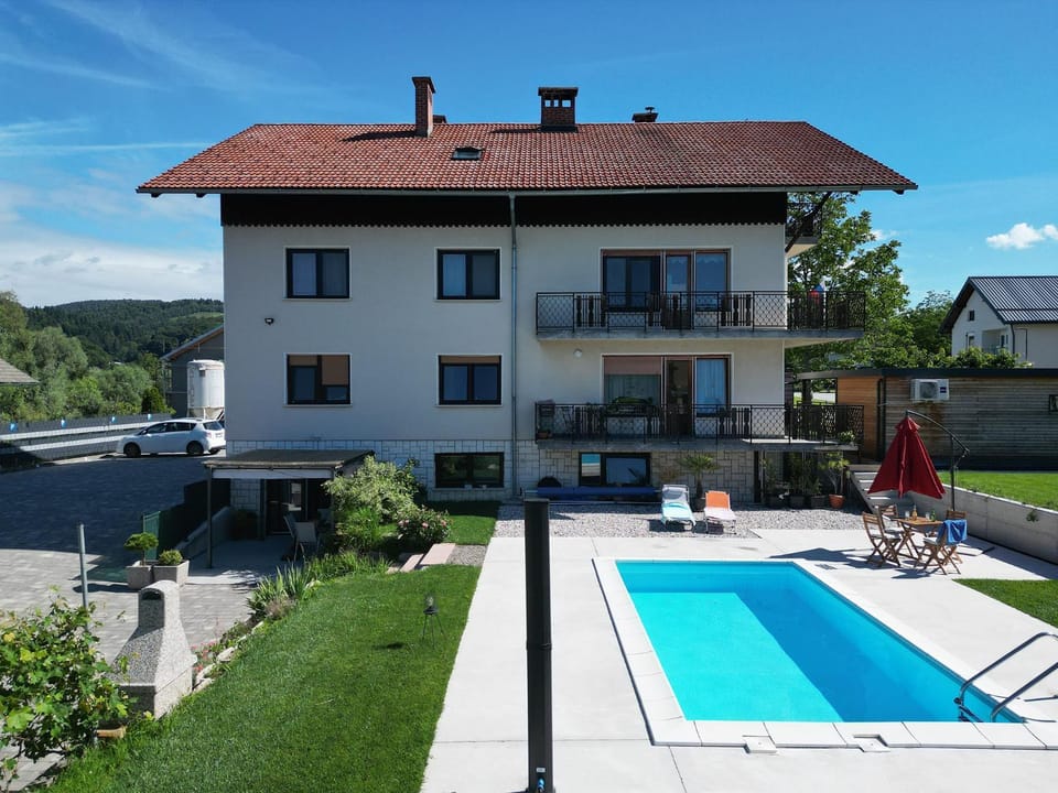 Property building, Pool view