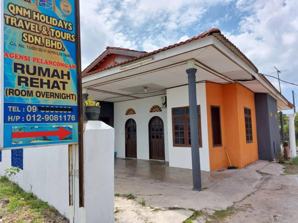 Rumah Rehat QNM Holidays Bed and Breakfast in Terengganu, Malaysia