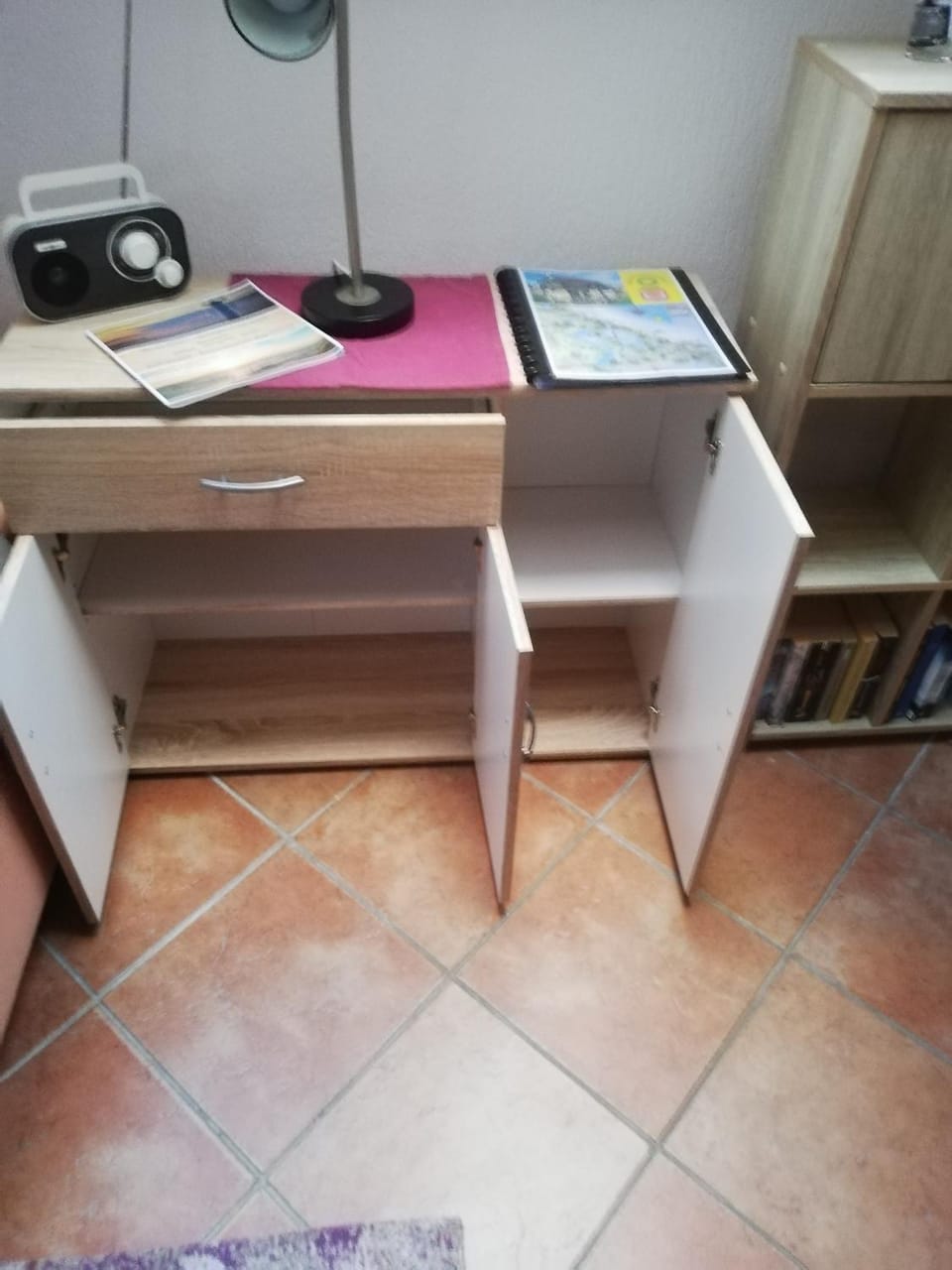 Living room, hair dresser, wardrobe