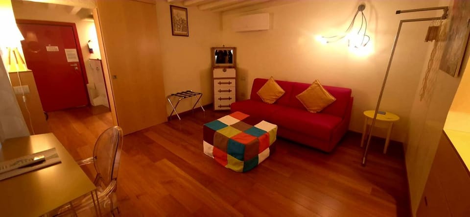 Apartments Moon or Dama Apartment in Venice
