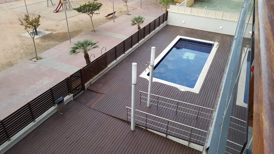 Pool view, Sea view, Swimming pool, Entertainment