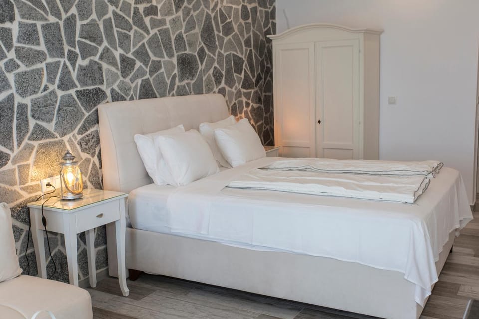 Ocean View Rooms Apartment hotel in Peloponnese, Western Greece and the Ionian