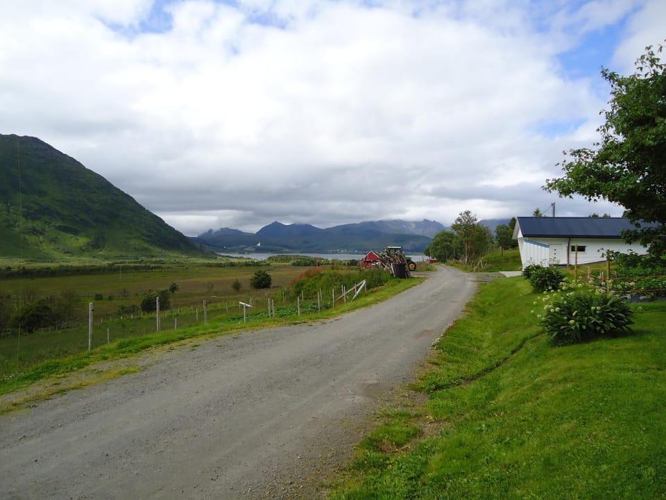 Property building, Garden view, Lake view, Street view