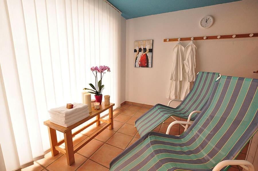 View (from property/room), Decorative detail