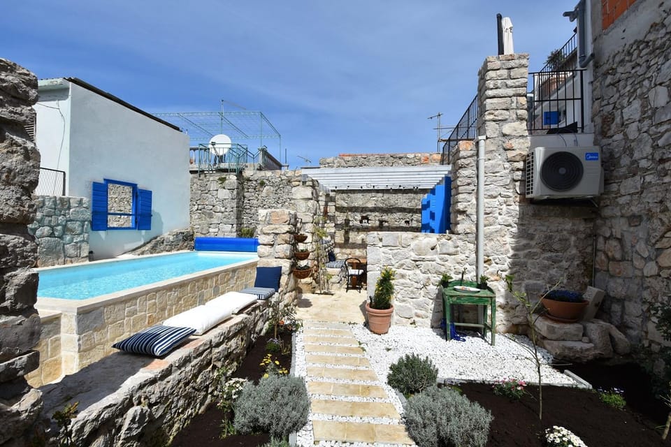 Kuća Babe Stane Villa in Murter