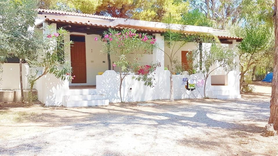 Patio, Facade/entrance