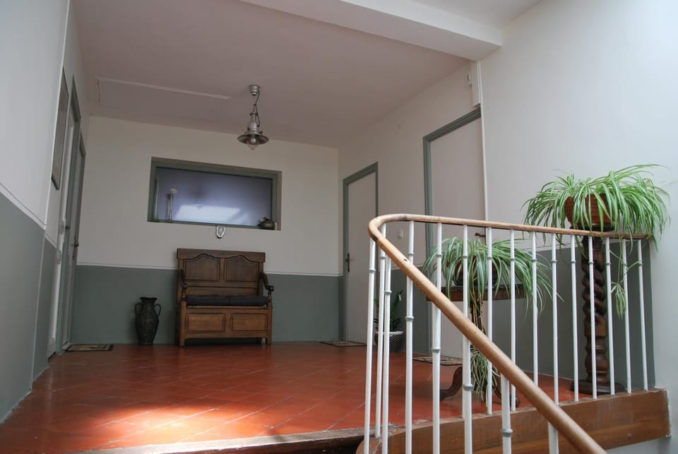 Lobby or reception, Decorative detail