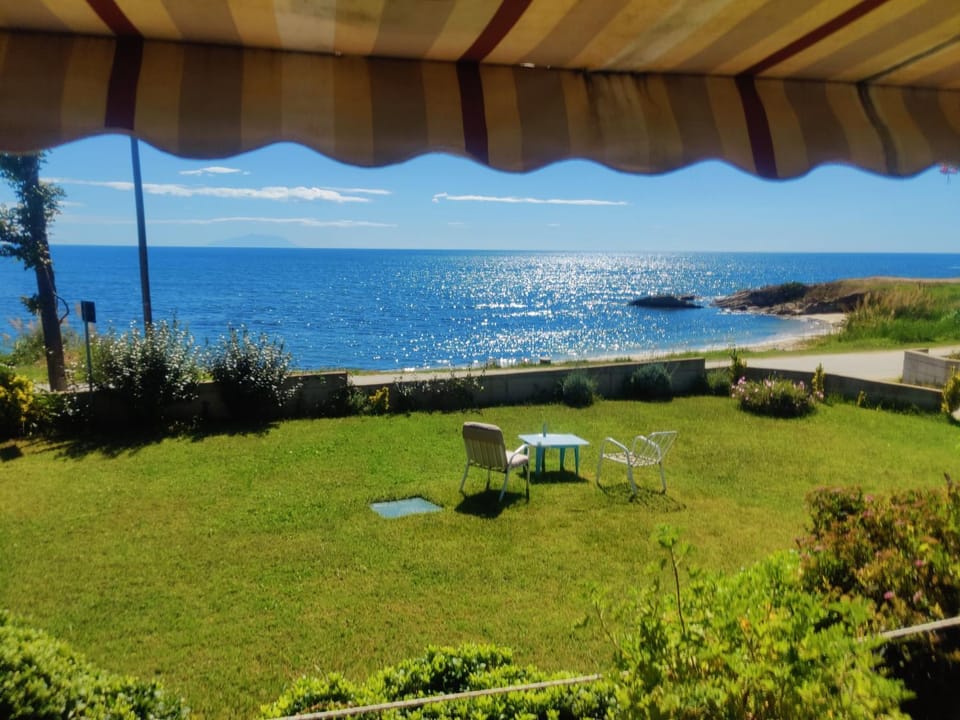 View (from property/room), Balcony/Terrace, Sea view