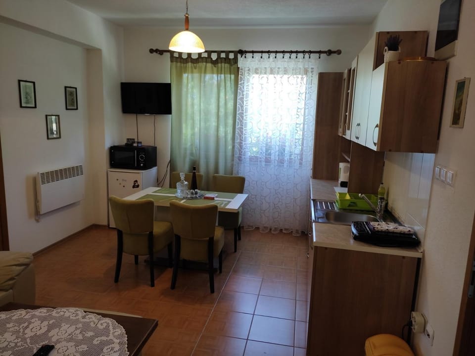 Apartman Hujić Apartment in Lika-Senj County