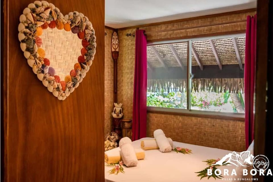 Villa Bora Bora - on Matira House in Bora-Bora