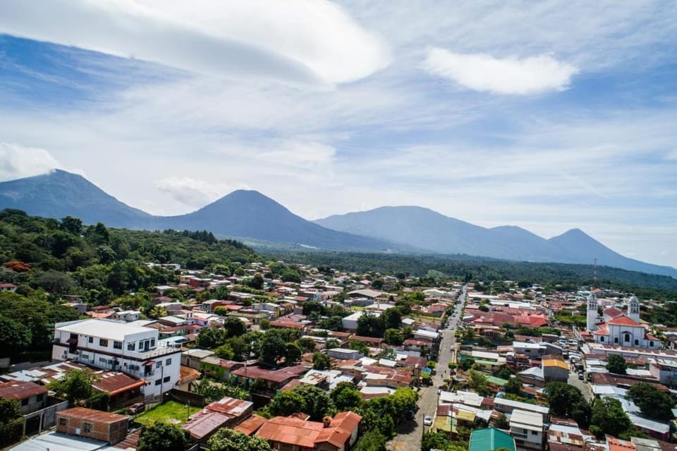 Vista Los Volcanes Hotel y Restaurante Hotel in El Salvador