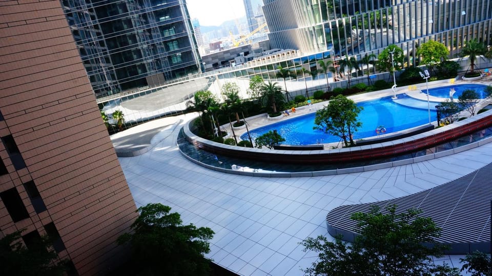 Swimming pool, Swimming pool