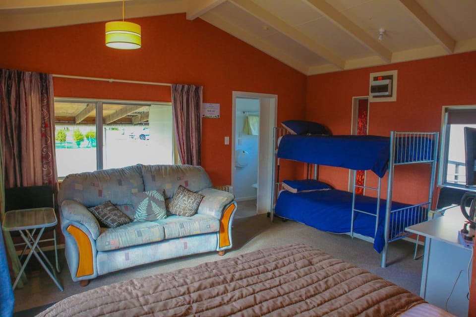 Shower, Toilet, Bathroom, TV and multimedia, Coffee/tea facilities, Balcony/Terrace
