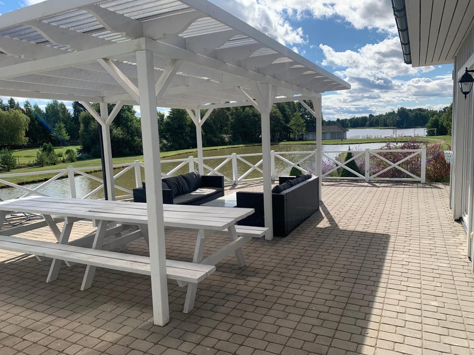 Balcony/Terrace, Lake view