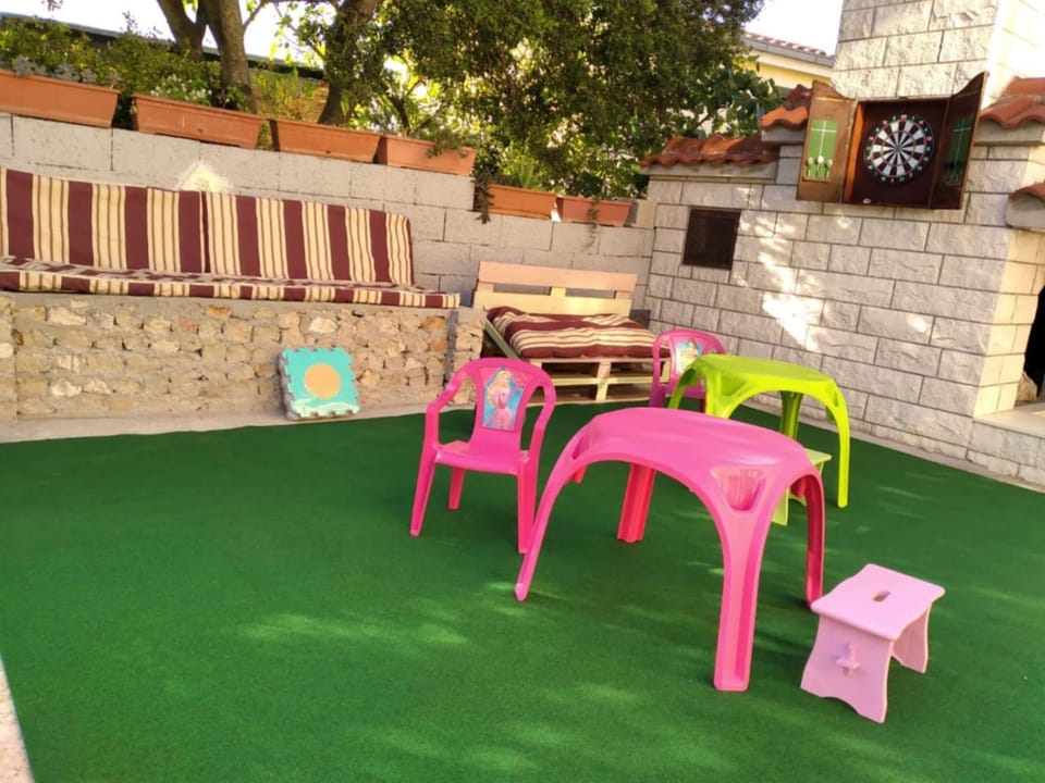 Darts, Balcony/Terrace, Kids's club