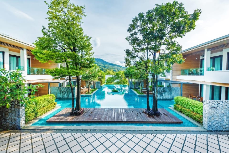 On site, Mountain view, Pool view, Swimming pool