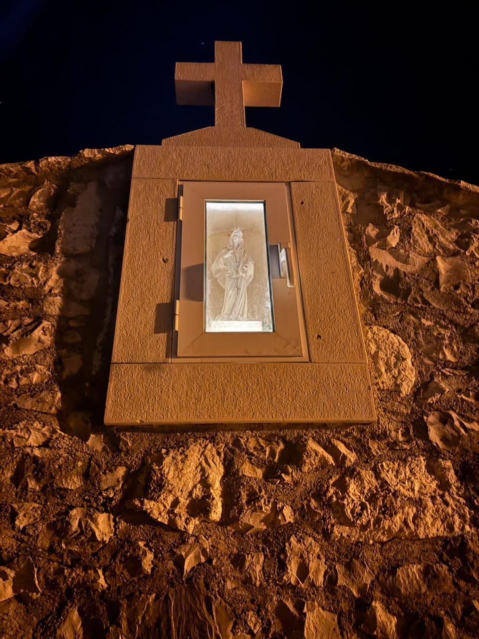 Visilo Heritage Stone House - A 300-year-old Legacy in the Heart of Pučišća House in Split-Dalmatia County