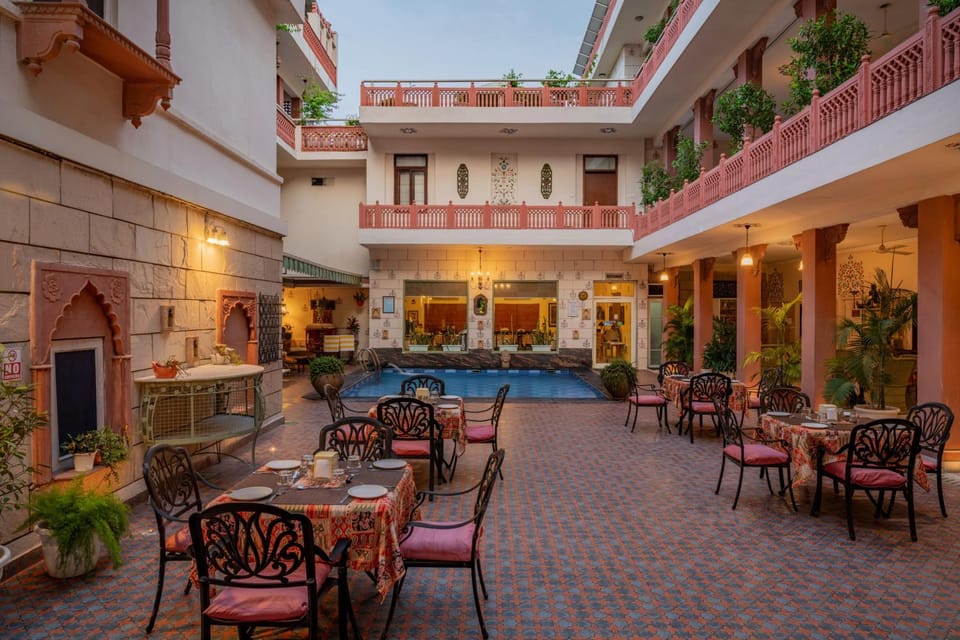 Property building, Restaurant/places to eat, View (from property/room), Lounge or bar, Swimming pool