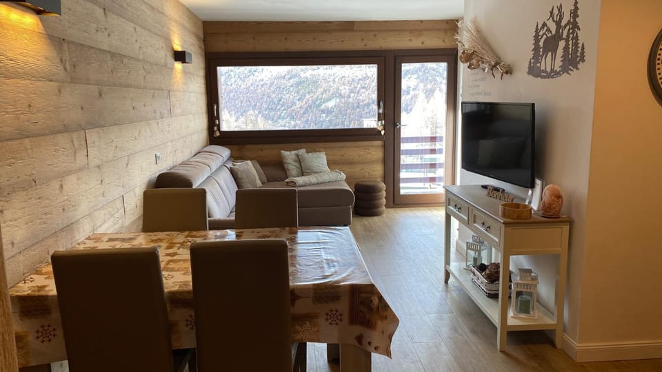 I Dadi Cielo Alto cir VDA Valtournenche 0446 Apartment in Breuil-Cervinia